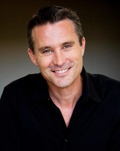 Simon_Mainwaring_Author_Headshot